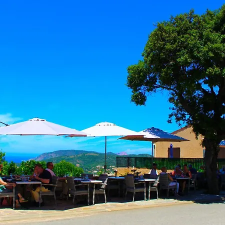 Le Continental 2* Cargese
