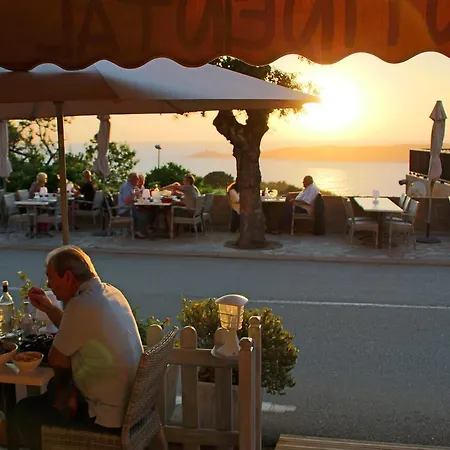 Hotel Le Continental Cargese