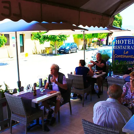 Le Continental 2* Cargese