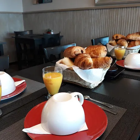 Le Continental 2*